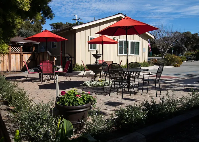Jacuzzi hotel: Monterey Peninsula Inn